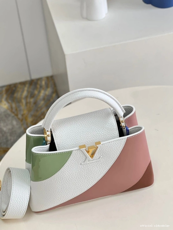 Official oldcobbler VUITTON LOUIS CAPUCINES BB 0713